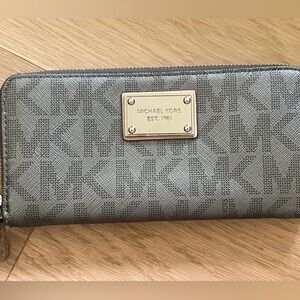 Michael Kors Metallic Gray Wallet with Gold Plate